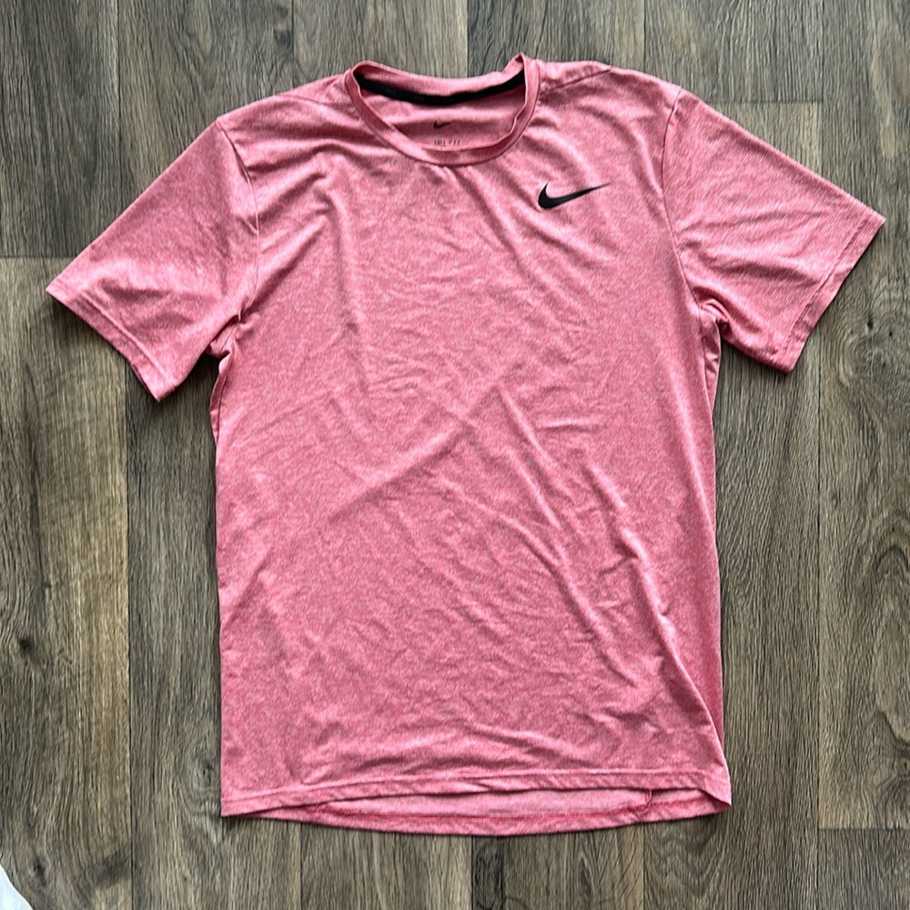 Pink/Salmon Nike Drifit shirt